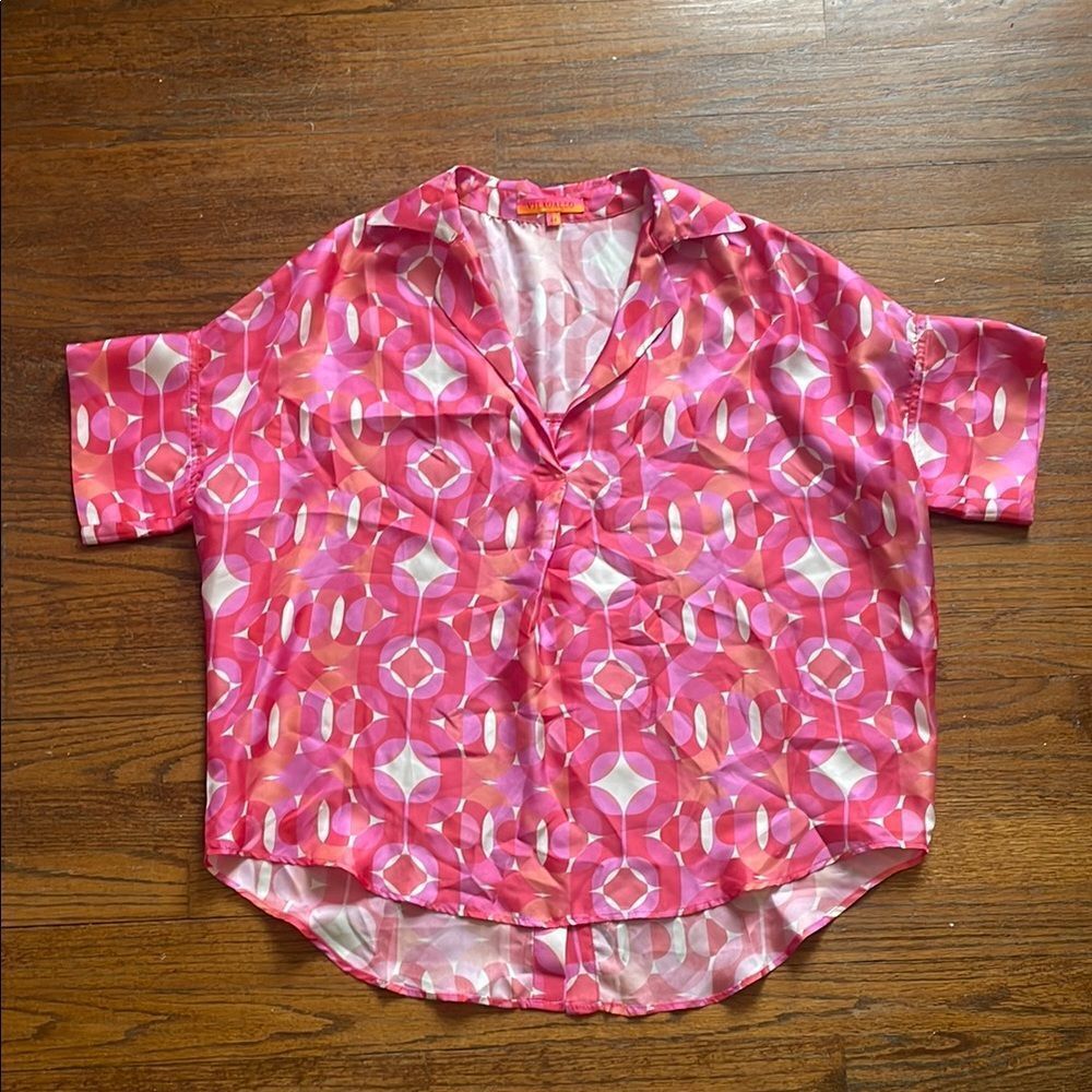 Vilagallo Pink Geometric Silk Short Sleeve Blouse